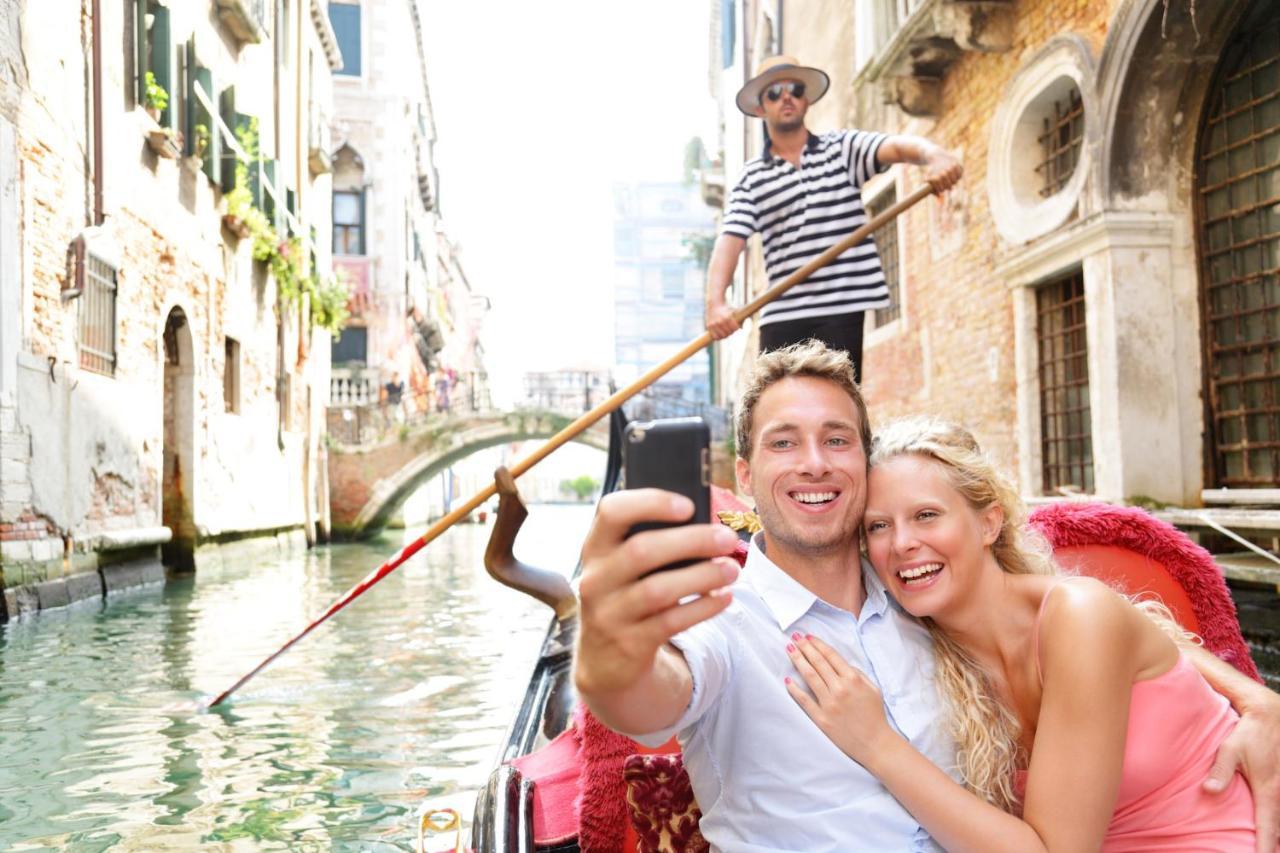 Youatmolino Canal View Apartment Venedig Exterior foto