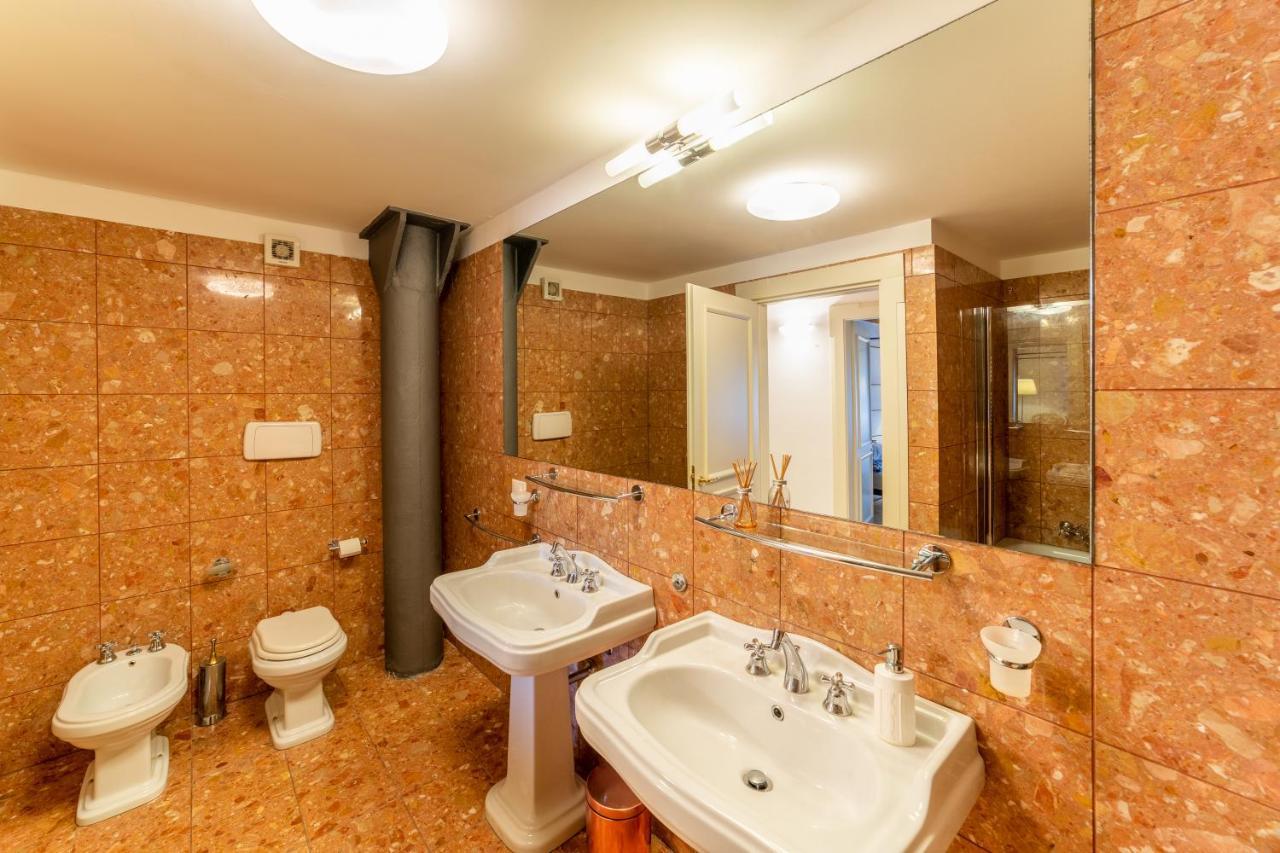 Youatmolino Canal View Apartment Venedig Exterior foto